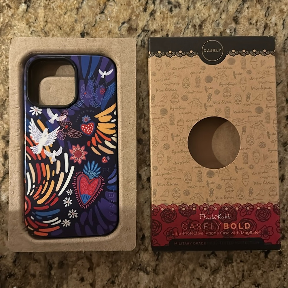 CASELY Frida Kahlo - iPhone 14 Pro Max